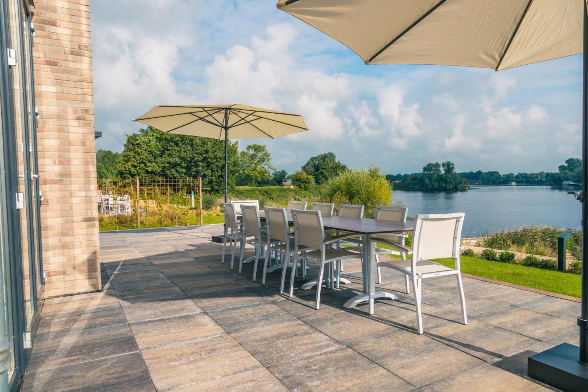 Vakantiepark Aan De Maas Kerkdriel Экстерьер фото